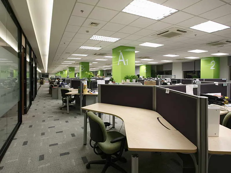 广州办公室装修公司哪家好？首选德科装饰