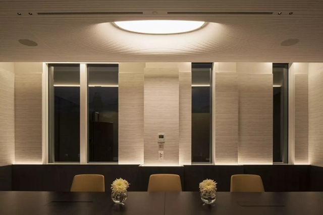 写字楼办公室装修设计区分筒灯和射灯